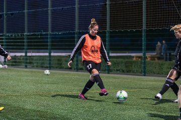 Bild 34 - Frauen VfR Horst - Holstein Kiel : Ergebnis: 0:11